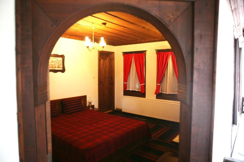 פנגיורישטה Djudjeva Kyshta Hotel חדר תמונה